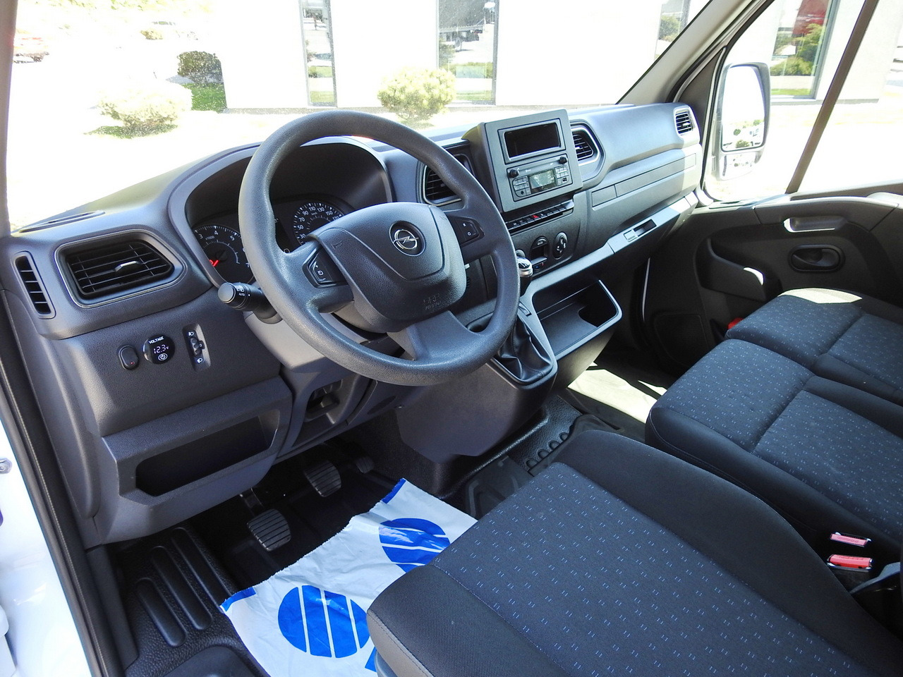 OPEL MOVANO - Тентованный фургон: фото 2 OPEL MOVANO - Тентованный фургон: фото 2