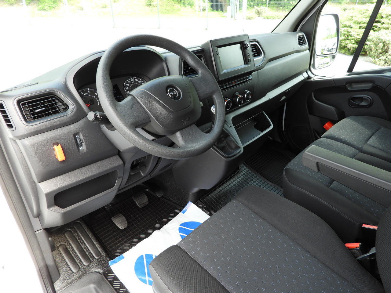 OPEL MOVANO VAN AIR CONDITIONING LED LIGHTS 150HP - Цельнометаллический фургон: фото 2 OPEL MOVANO VAN AIR CONDITIONING LED LIGHTS 150HP - Цельнометаллический фургон: фото 2