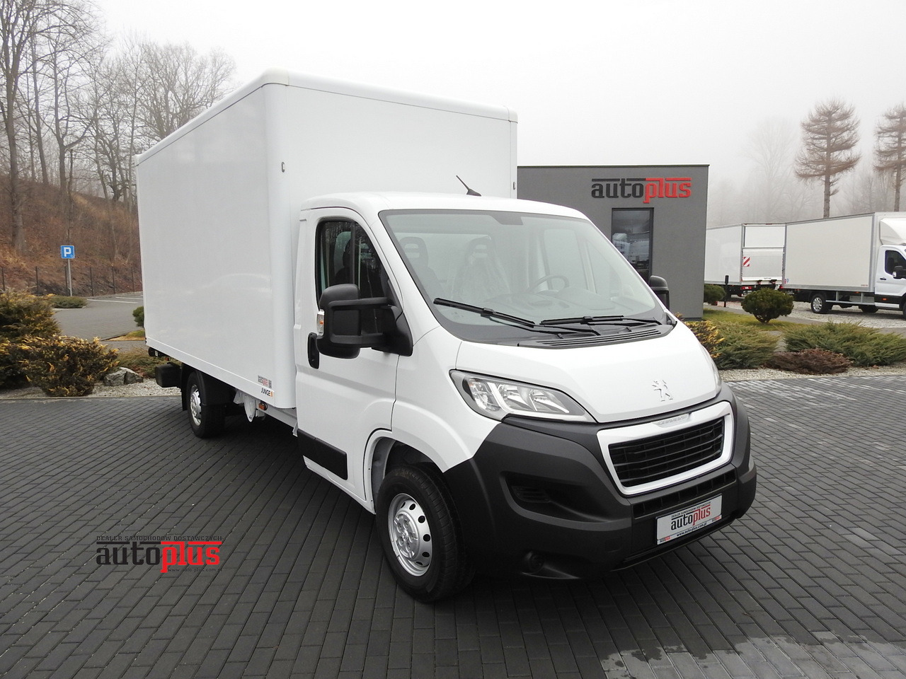 PEUGEOT BOXER BOX LIFT 8 PALLETS CRUISE CONTROL AIR CONDITIONING  140HP - Фургон-рефрижератор: фото 1 PEUGEOT BOXER BOX LIFT 8 PALLETS CRUISE CONTROL AIR CONDITIONING  140HP - Фургон-рефрижератор: фото 1