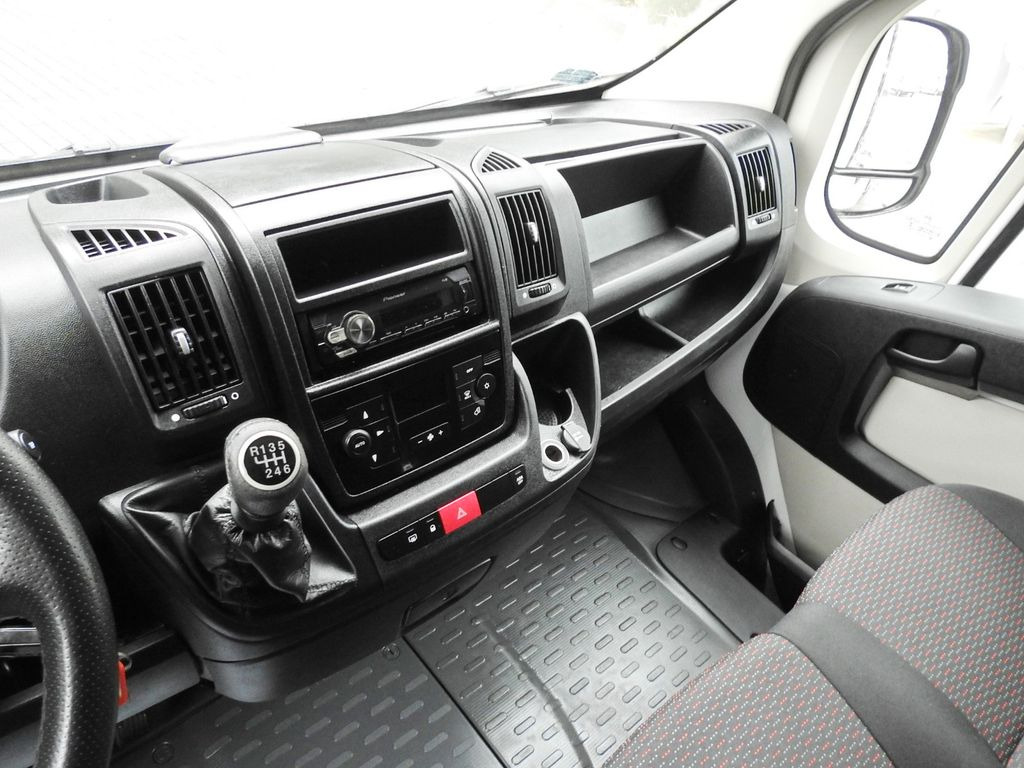 Тентованный фургон Peugeot BOXER PRITSCHE PLANE 8 PALLETS WEBASTO  A/C: фото 21