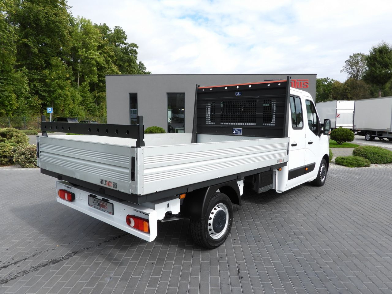 RENAULT MASTER STAKE BODY DOUBLE CABIN DOKA 7 SEATS LED LIGHTS AIR CONDITIONING 145HP - Малотоннажный бортовой грузовик: фото 3 RENAULT MASTER STAKE BODY DOUBLE CABIN DOKA 7 SEATS LED LIGHTS AIR CONDITIONING 145HP - Малотоннажный бортовой грузовик: фото 3
