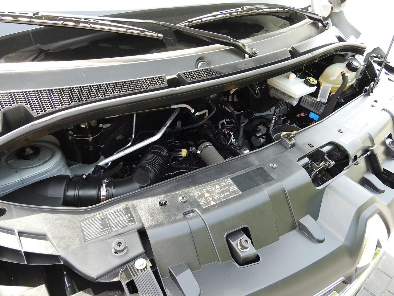 Тентованный фургон RENAULT MASTER TARPAULIN 10 PALLETS WEBASTO CRUISE CONTROL AIR CONDITIONING LED LIGHTS 165HP: фото 26 Тентованный фургон RENAULT MASTER TARPAULIN 10 PALLETS WEBASTO CRUISE CONTROL AIR CONDITIONING LED LIGHTS 165HP: фото 26