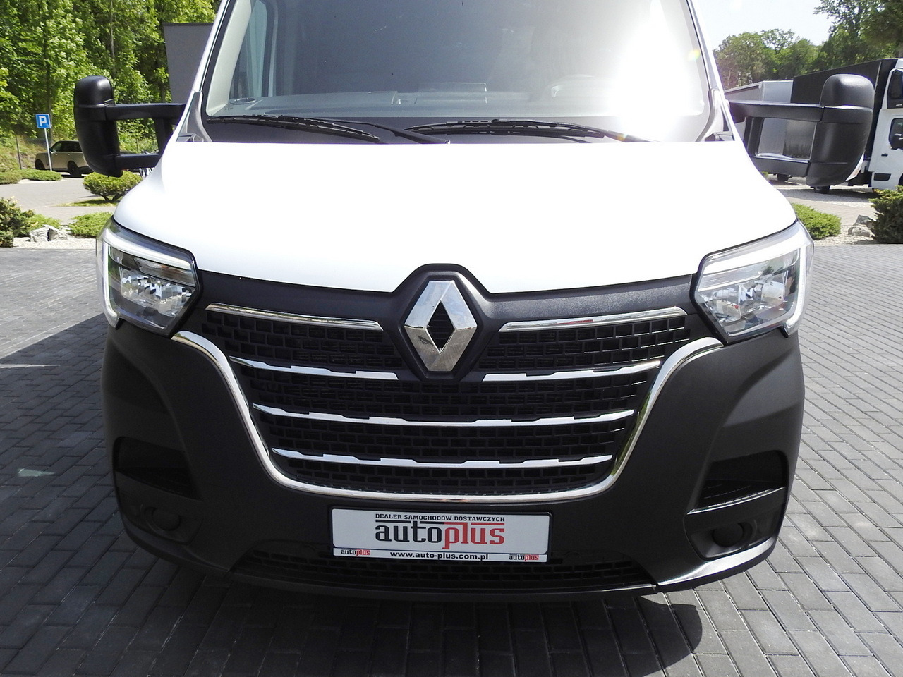 Тентованный фургон RENAULT MASTER TARPAULIN 10 PALLETS WEBASTO CRUISE CONTROL AIR CONDITIONING LED LIGHTS 165HP: фото 14 Тентованный фургон RENAULT MASTER TARPAULIN 10 PALLETS WEBASTO CRUISE CONTROL AIR CONDITIONING LED LIGHTS 165HP: фото 14