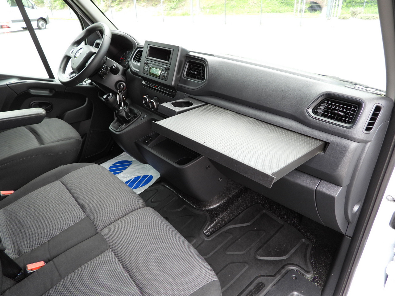 Тентованный фургон RENAULT MASTER  TARPAULIN 10 PALLETS WEBASTO CRUISE CONTROL LED LIGHTS PNEUMATICS AIR CONDITIONING  165HP: фото 45