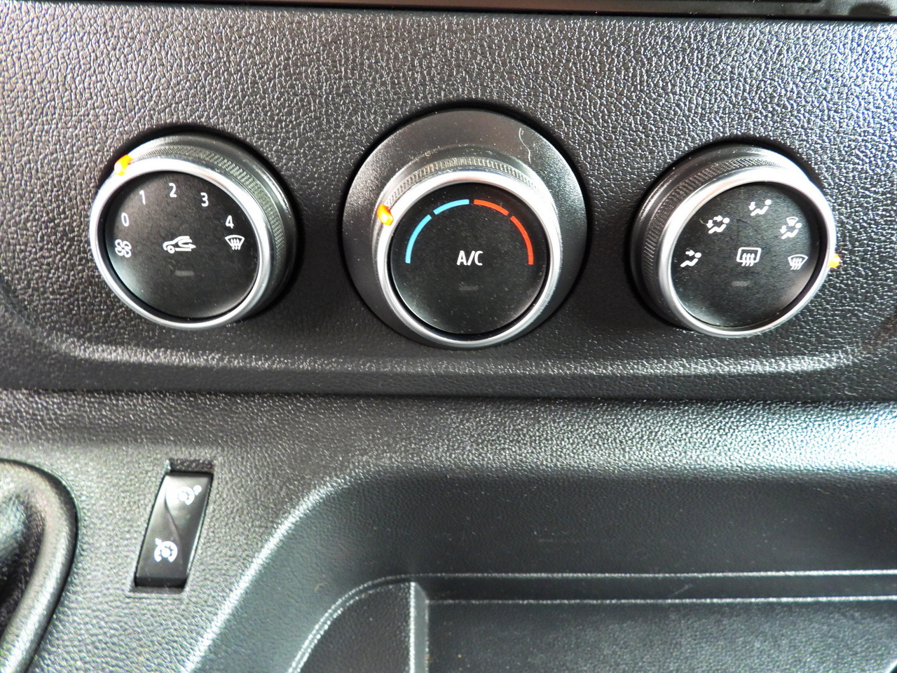 Тентованный фургон RENAULT MASTER  TARPAULIN 10 PALLETS WEBASTO CRUISE CONTROL LED LIGHTS PNEUMATICS AIR CONDITIONING  165HP: фото 39