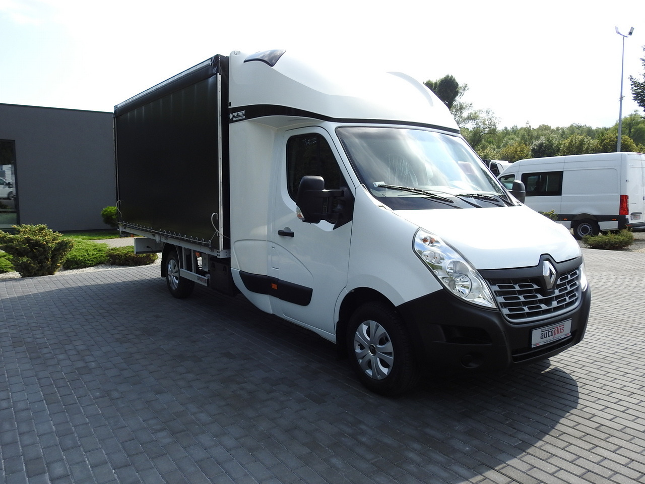 RENAULT MASTER TARPAULIN 8 PALLETS CRUISE CONTROL AIR CONDITIONING 170HP - Тентованный фургон: фото 4 RENAULT MASTER TARPAULIN 8 PALLETS CRUISE CONTROL AIR CONDITIONING 170HP - Тентованный фургон: фото 4