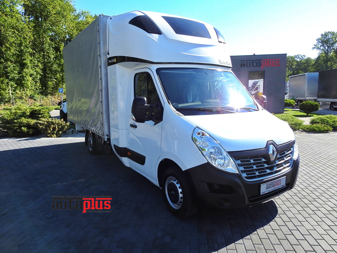 RENAULT MASTER TARPAULIN 8 PALLETS WEBASTO CRUISE CONTROL AIR CONDITIONING PNEUMATICS 170HP - Тентованный фургон: фото 1 RENAULT MASTER TARPAULIN 8 PALLETS WEBASTO CRUISE CONTROL AIR CONDITIONING PNEUMATICS 170HP - Тентованный фургон: фото 1