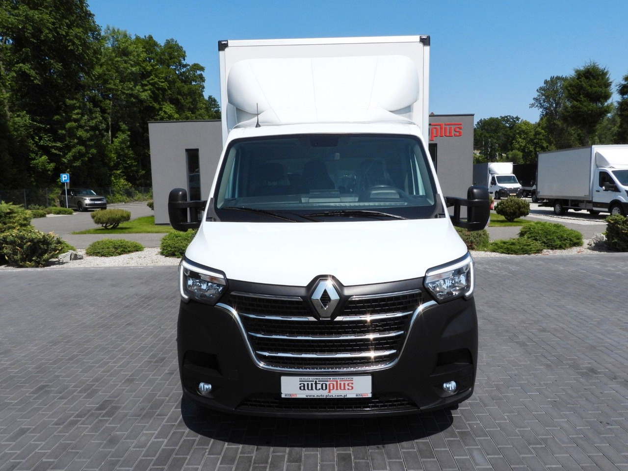 Renault MASTER KOFFER AUFZUG 8 PALETTEN TEMPOMAT LED - Фургон с закрытым кузовом: фото 5 Renault MASTER KOFFER AUFZUG 8 PALETTEN TEMPOMAT LED - Фургон с закрытым кузовом: фото 5