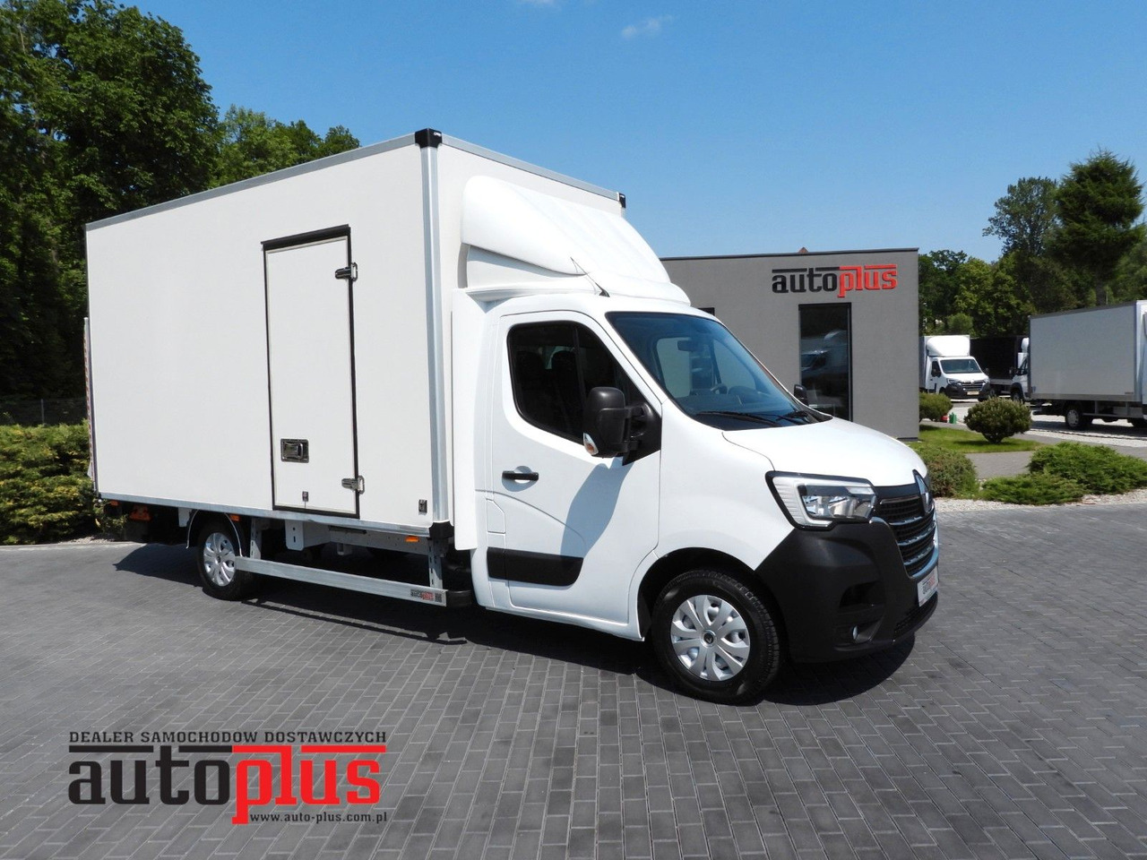 Renault MASTER KOFFER AUFZUG 8 PALETTEN TEMPOMAT LED - Фургон с закрытым кузовом: фото 1 Renault MASTER KOFFER AUFZUG 8 PALETTEN TEMPOMAT LED - Фургон с закрытым кузовом: фото 1