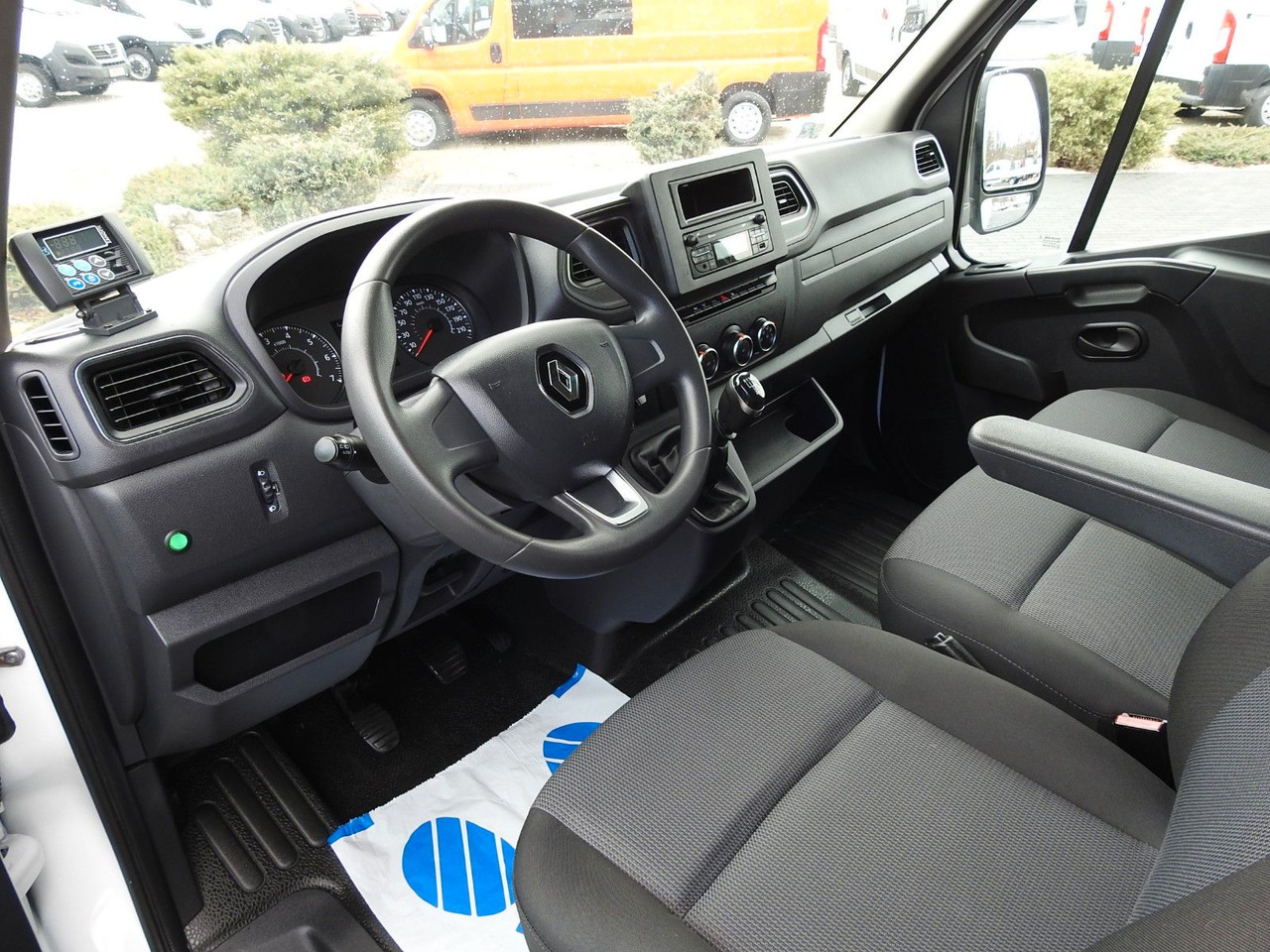 Renault MASTER KÜHLKOFFER 0*C LED LICHTER KLIMAANLAGE - Фургон-рефрижератор: фото 2 Renault MASTER KÜHLKOFFER 0*C LED LICHTER KLIMAANLAGE - Фургон-рефрижератор: фото 2