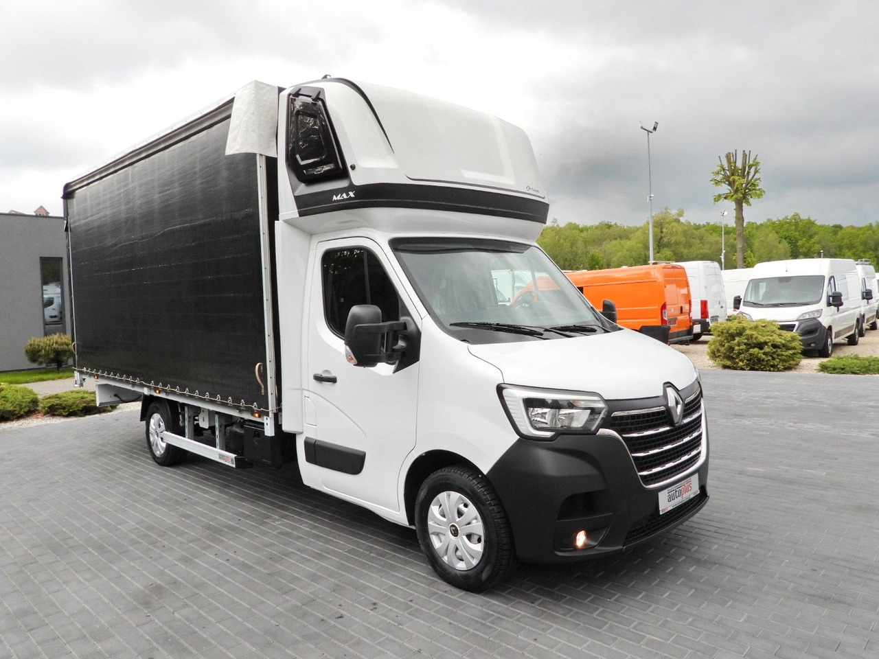 Renault MASTER PLANDEKA 10 PALET WEBASTO TEMPOMAT A/C - Тентованный фургон: фото 4 Renault MASTER PLANDEKA 10 PALET WEBASTO TEMPOMAT A/C - Тентованный фургон: фото 4
