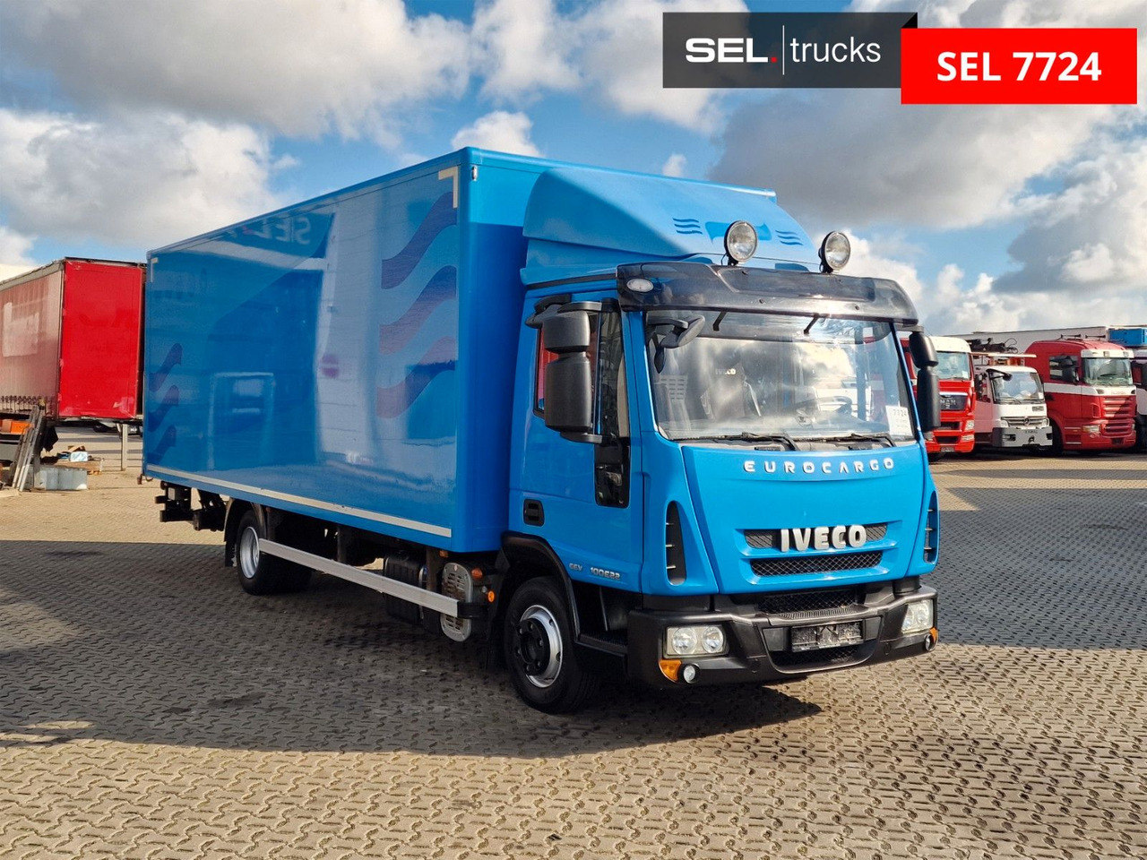 Iveco Eurocargo 100E22 / Ladebordwand / 3 Sitzen - Грузовик с закрытым кузовом: фото 3 Iveco Eurocargo 100E22 / Ladebordwand / 3 Sitzen - Грузовик с закрытым кузовом: фото 3