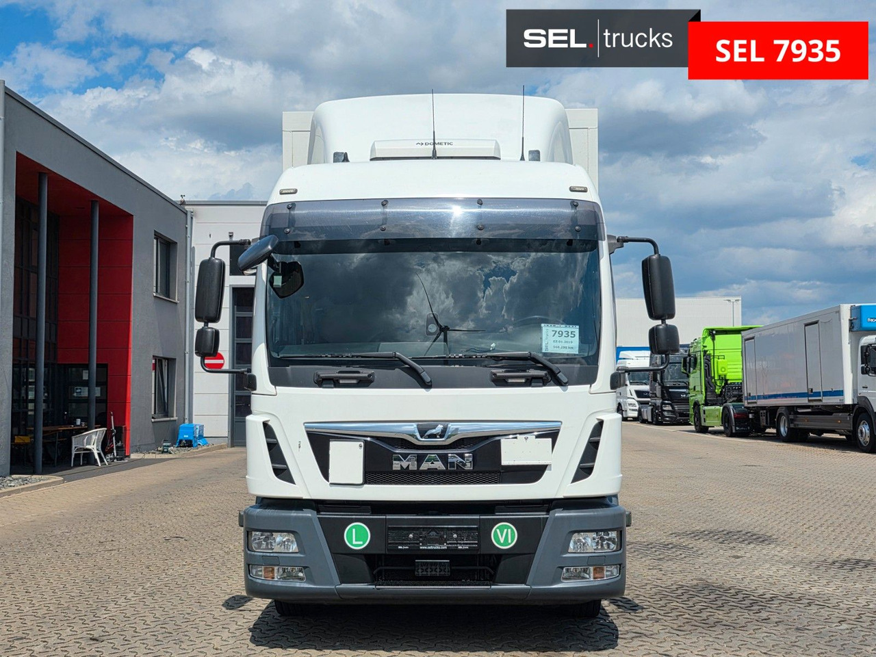 MAN TGL 12.250 4X2 BL / Standklima / Ldbw / Konvekta - Грузовик с закрытым кузовом: фото 3 MAN TGL 12.250 4X2 BL / Standklima / Ldbw / Konvekta - Грузовик с закрытым кузовом: фото 3