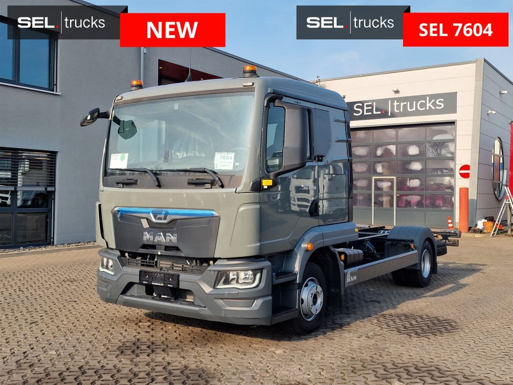 MAN TGL 8.250 4x2 BB / Nebenabtrieb/NEU/Euro 6E MAN TGL 8.250 4x2 BB / Nebenabtrieb/NEU/Euro 6E - Грузовик-шасси: фото 1 MAN TGL 8.250 4x2 BB / Nebenabtrieb/NEU/Euro 6E MAN TGL 8.250 4x2 BB / Nebenabtrieb/NEU/Euro 6E - Грузовик-шасси: фото 1
