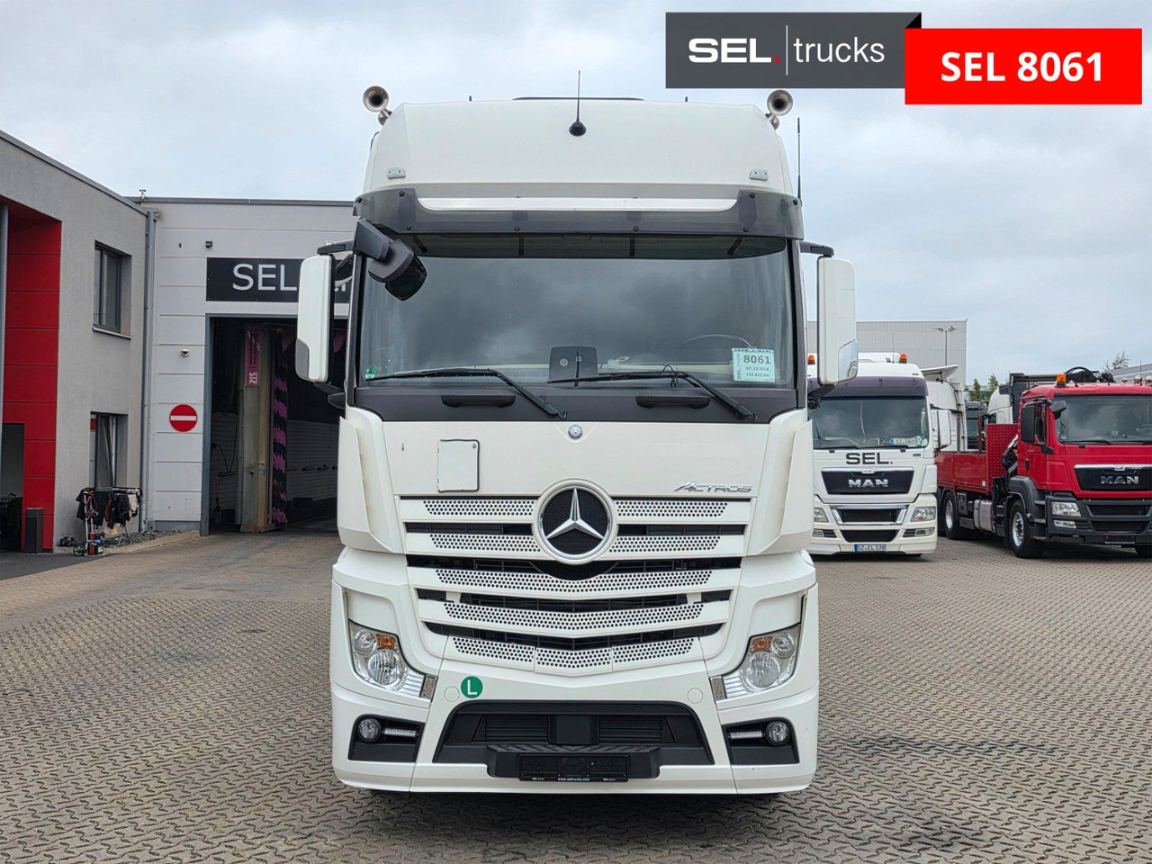 Mercedes-Benz Actros 1843 / Retarder / Ladebordwand - Грузовик с закрытым кузовом: фото 2 Mercedes-Benz Actros 1843 / Retarder / Ladebordwand - Грузовик с закрытым кузовом: фото 2