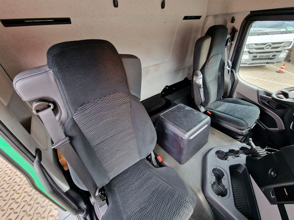 Тентованный грузовик Mercedes-Benz Antos 1830L 4X2: фото 19