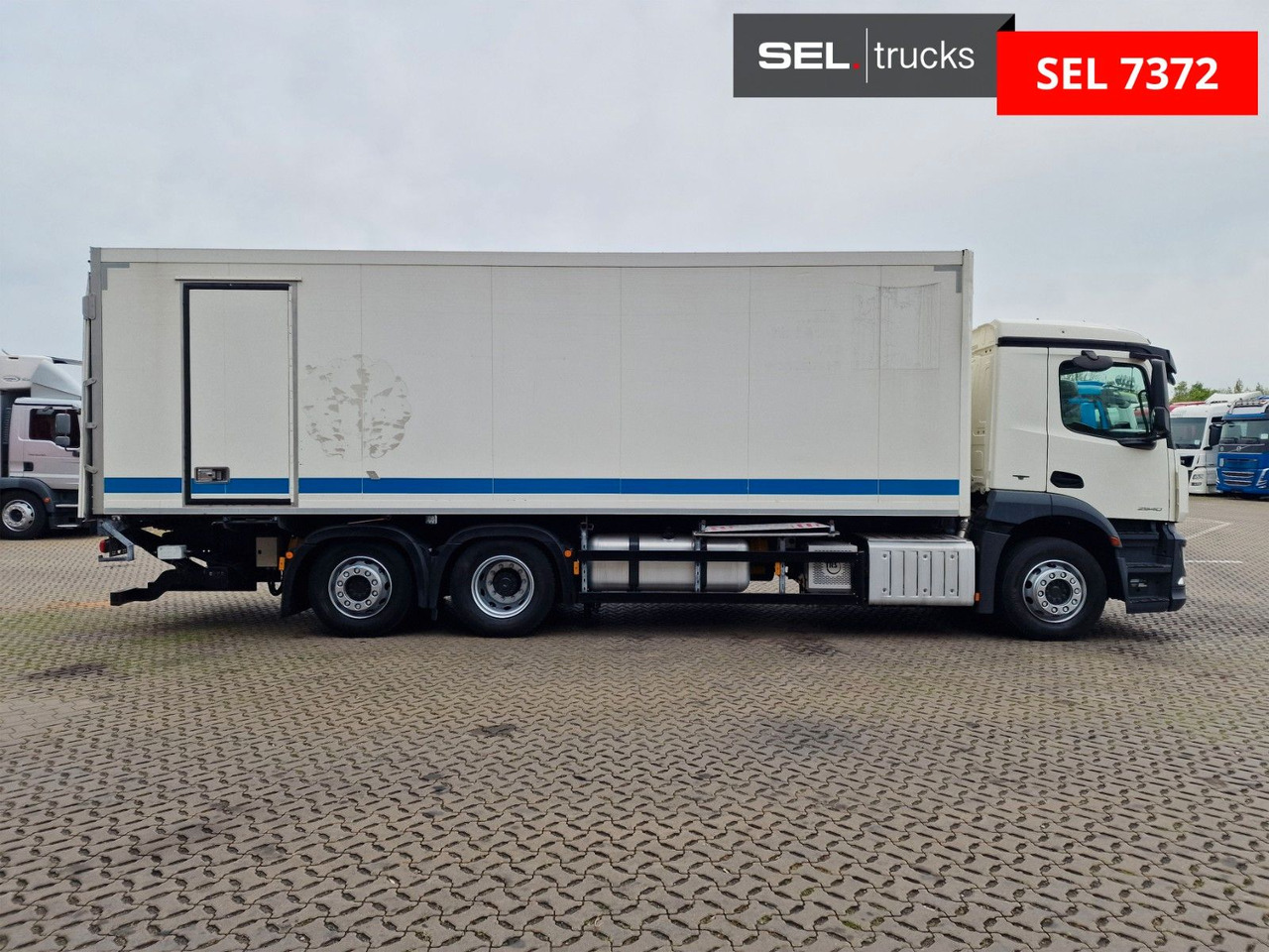 Mercedes-Benz Antos 2540 / Ladebordwand / Lenkachse /Liftachse - Грузовик с закрытым кузовом: фото 5 Mercedes-Benz Antos 2540 / Ladebordwand / Lenkachse /Liftachse - Грузовик с закрытым кузовом: фото 5
