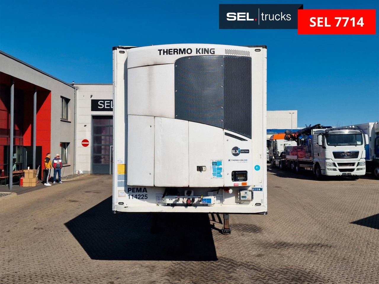 Schmitz Cargobull SKO 24 / 1 Trennwand m. Doppelverdamp. / Rolltor - Полуприцеп-рефрижератор: фото 2 Schmitz Cargobull SKO 24 / 1 Trennwand m. Doppelverdamp. / Rolltor - Полуприцеп-рефрижератор: фото 2