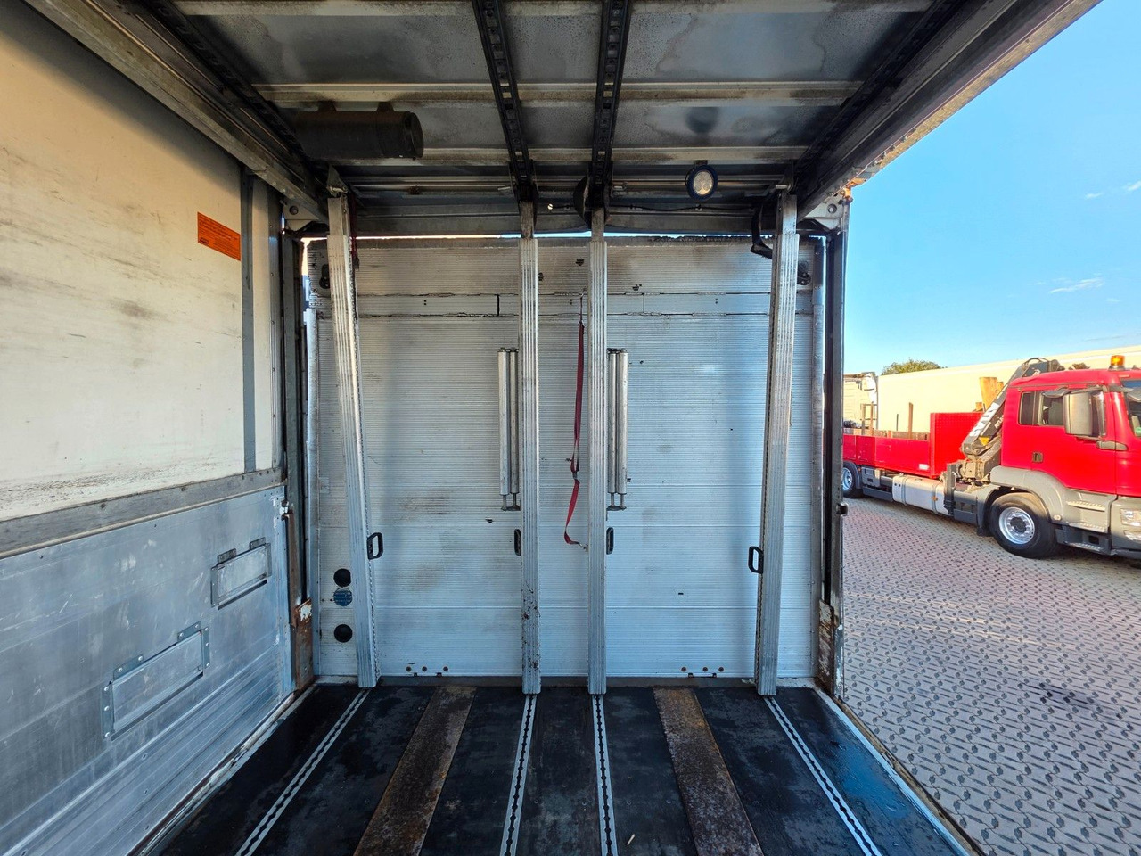 Полуприцеп для перевозки напитков System Trailer PRSSL-24-1-TRI / Ldbw / Lenkachse: фото 19 Полуприцеп для перевозки напитков System Trailer PRSSL-24-1-TRI / Ldbw / Lenkachse: фото 19