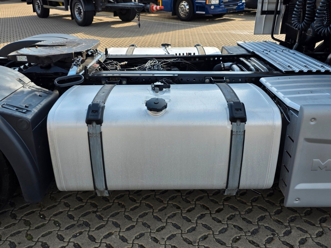 Тягач MAN TGX 18.460 4X2 LLS-U / Retarder: фото 18 Тягач MAN TGX 18.460 4X2 LLS-U / Retarder: фото 18