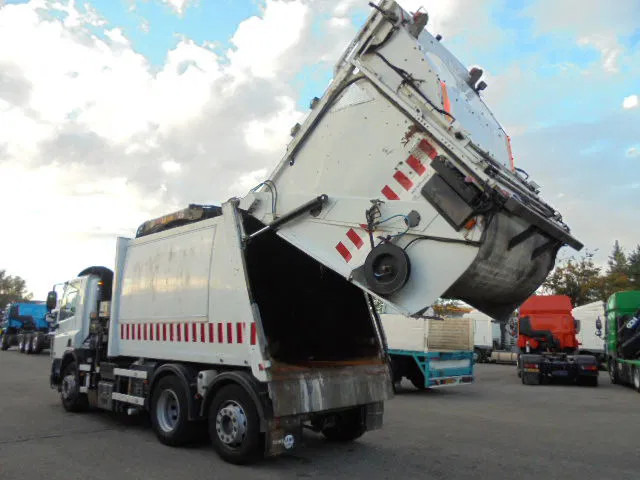 DAF CF 75.250 6X2 - Мусоровоз: фото 4 DAF CF 75.250 6X2 - Мусоровоз: фото 4