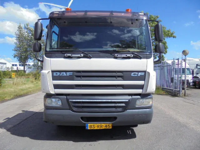 DAF CF 75.250 FAG 250 6X2 - Грузовик с закрытым кузовом: фото 2 DAF CF 75.250 FAG 250 6X2 - Грузовик с закрытым кузовом: фото 2