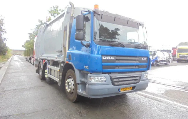 DAF CF 75 310 NL KENTEKEN TUV-APK 01-26 - Мусоровоз: фото 3 DAF CF 75 310 NL KENTEKEN TUV-APK 01-26 - Мусоровоз: фото 3
