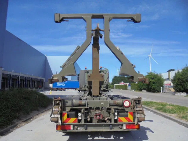 Iveco Eurotrakker 410 E37H - Крюковой мультилифт: фото 5 Iveco Eurotrakker 410 E37H - Крюковой мультилифт: фото 5