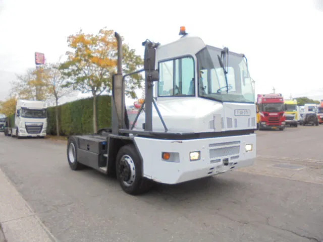 Kalmar TT616I TT616IC-9-L1A8 - Терминальный тягач: фото 3 Kalmar TT616I TT616IC-9-L1A8 - Терминальный тягач: фото 3