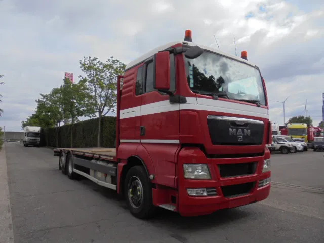 MAN TGX 26.440 6X2 OPEN BAK - Грузовик бортовой/ Платформа: фото 3 MAN TGX 26.440 6X2 OPEN BAK - Грузовик бортовой/ Платформа: фото 3