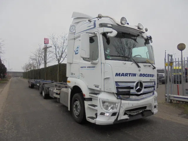 Mercedes-Benz Actros 2543 NL TRUCK - Грузовик-контейнеровоз/ Сменный кузов: фото 3 Mercedes-Benz Actros 2543 NL TRUCK - Грузовик-контейнеровоз/ Сменный кузов: фото 3