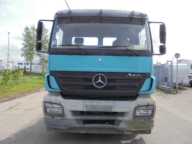 Mercedes-Benz Axor 2633 - Крюковой мультилифт: фото 2 Mercedes-Benz Axor 2633 - Крюковой мультилифт: фото 2