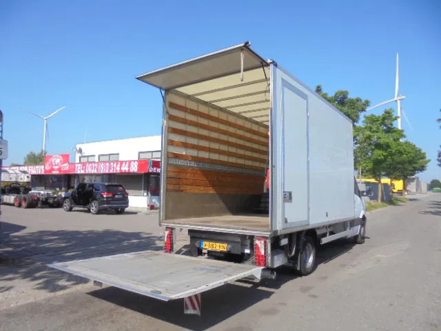 Mercedes-Benz Sprinter 316 CDI - Фургон с закрытым кузовом: фото 4 Mercedes-Benz Sprinter 316 CDI - Фургон с закрытым кузовом: фото 4