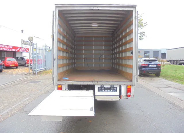 Mitsubishi Canter 3C13 LOW KM - Фургон с закрытым кузовом, Грузопассажирский фургон: фото 5 Mitsubishi Canter 3C13 LOW KM - Фургон с закрытым кузовом, Грузопассажирский фургон: фото 5