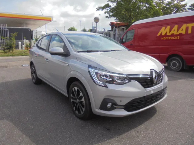Renault Taliant 1.0 TURBO NEW TAX FREE - Седан: фото 3 Renault Taliant 1.0 TURBO NEW TAX FREE - Седан: фото 3