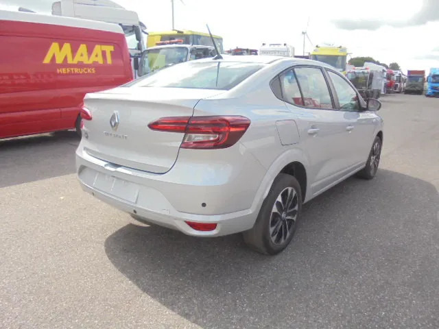 Renault Taliant 1.0 TURBO NEW TAX FREE - Седан: фото 5 Renault Taliant 1.0 TURBO NEW TAX FREE - Седан: фото 5