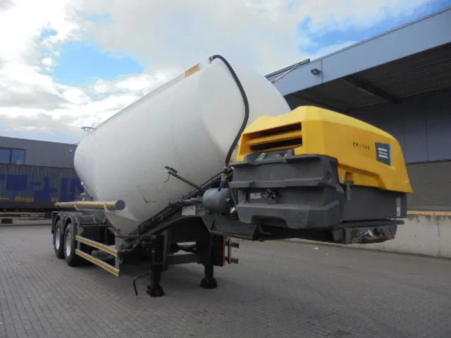 Saitek BULKTRAILER - Полуприцеп-цистерна: фото 2 Saitek BULKTRAILER - Полуприцеп-цистерна: фото 2