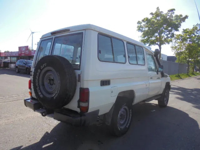 Toyota Land Cruiser HZJ78L 4X4 EXPORT OUTSIDE EU ONLY - Легковой автомобиль: фото 5 Toyota Land Cruiser HZJ78L 4X4 EXPORT OUTSIDE EU ONLY - Легковой автомобиль: фото 5