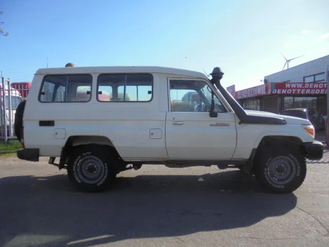Toyota Land Cruiser HZJ78L 4X4 EXPORT OUTSIDE EU ONLY - Легковой автомобиль: фото 4 Toyota Land Cruiser HZJ78L 4X4 EXPORT OUTSIDE EU ONLY - Легковой автомобиль: фото 4