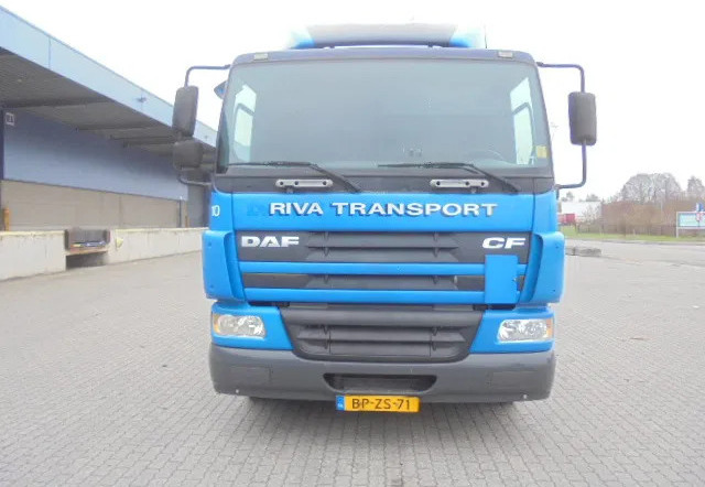 DAF CF 310 NL TRUCK - Тягач: фото 2 DAF CF 310 NL TRUCK - Тягач: фото 2