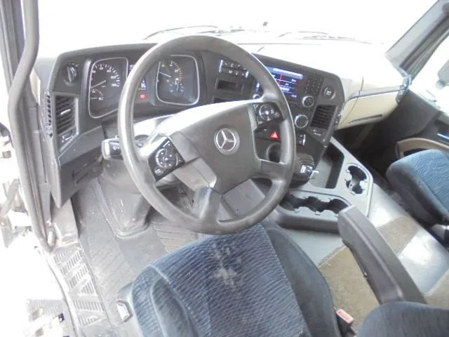 Тягач Mercedes-Benz Actros 1939 LS: фото 12