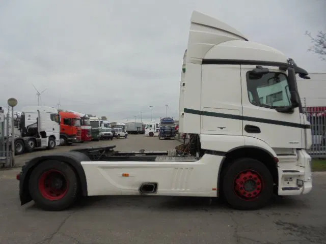 Тягач Mercedes-Benz Actros 1939 LS: фото 6