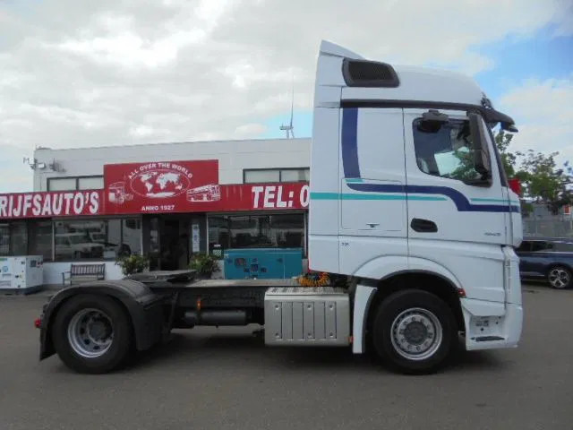 Тягач Mercedes-Benz Actros 1943 LS EUR6: фото 7