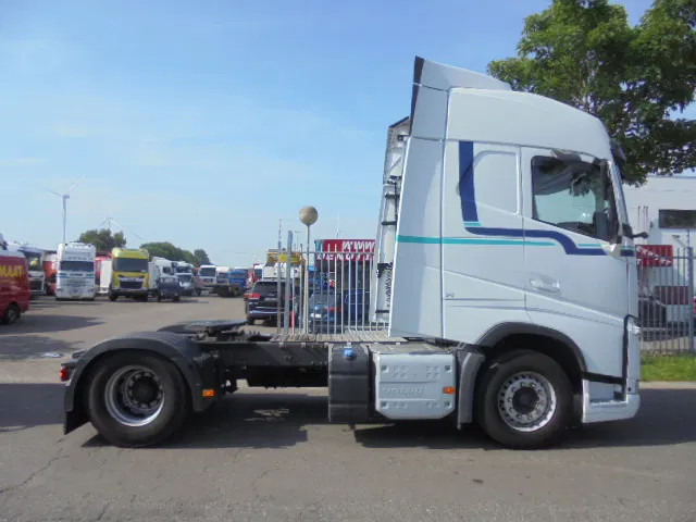 Volvo FH 420 NL TRUCK - Тягач: фото 4 Volvo FH 420 NL TRUCK - Тягач: фото 4