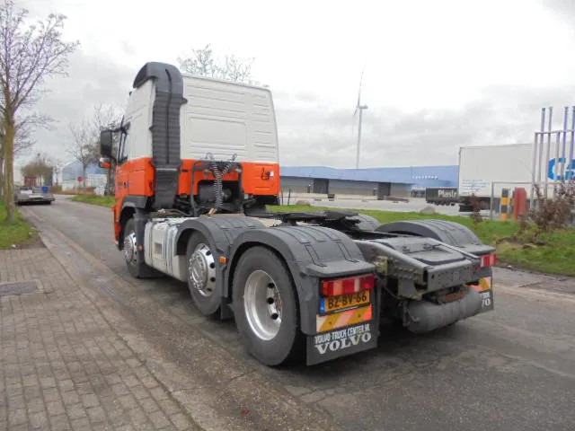 Volvo FM 410 6X2 ADR + HYDRAULICS - Тягач: фото 4 Volvo FM 410 6X2 ADR + HYDRAULICS - Тягач: фото 4