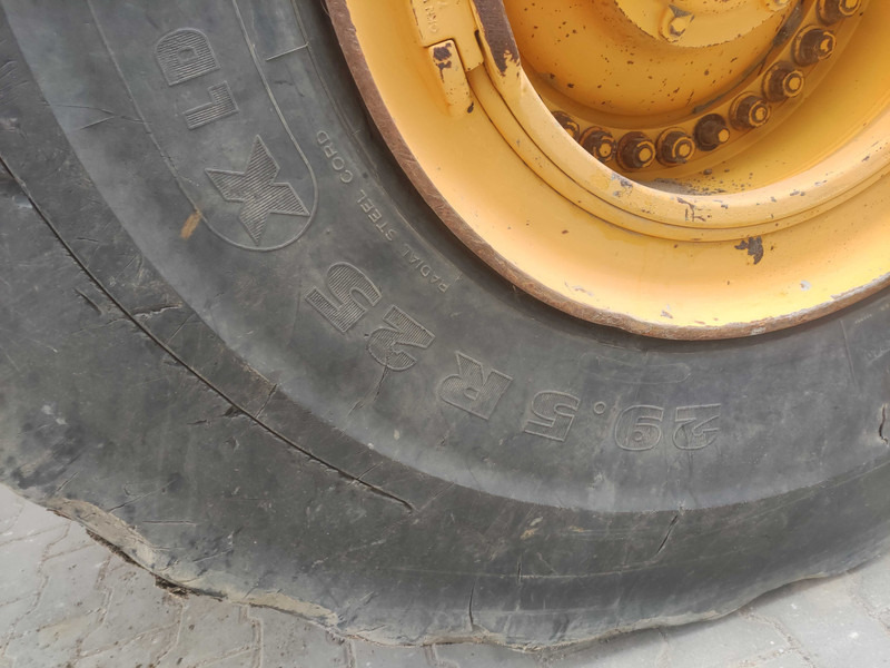 Колёсный погрузчик Volvo L220 wheel loader: фото 12