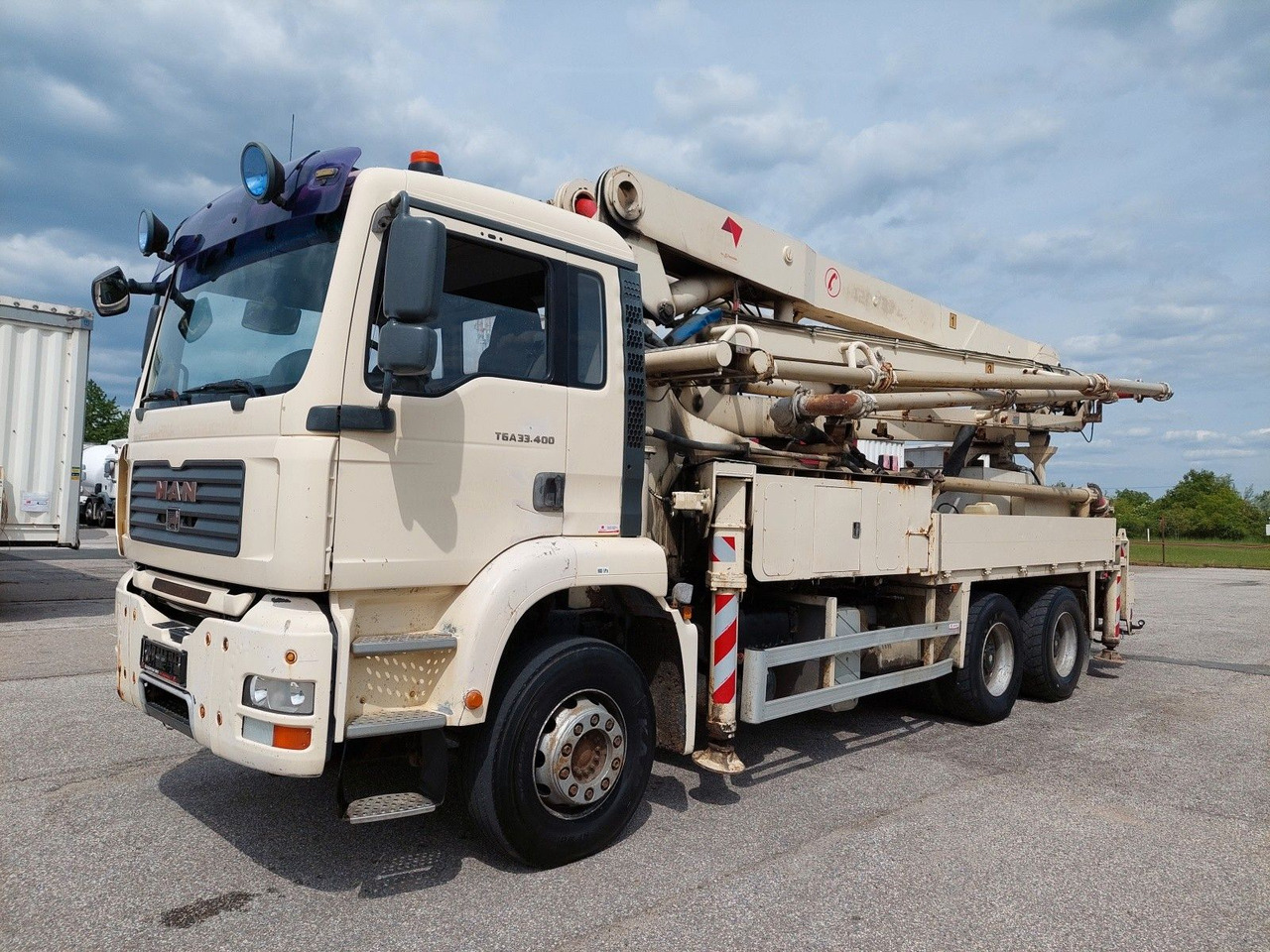 MAN TGA 33.400 6x4 BB JMBH 33 - Автобетононасос: фото 1 MAN TGA 33.400 6x4 BB JMBH 33 - Автобетононасос: фото 1