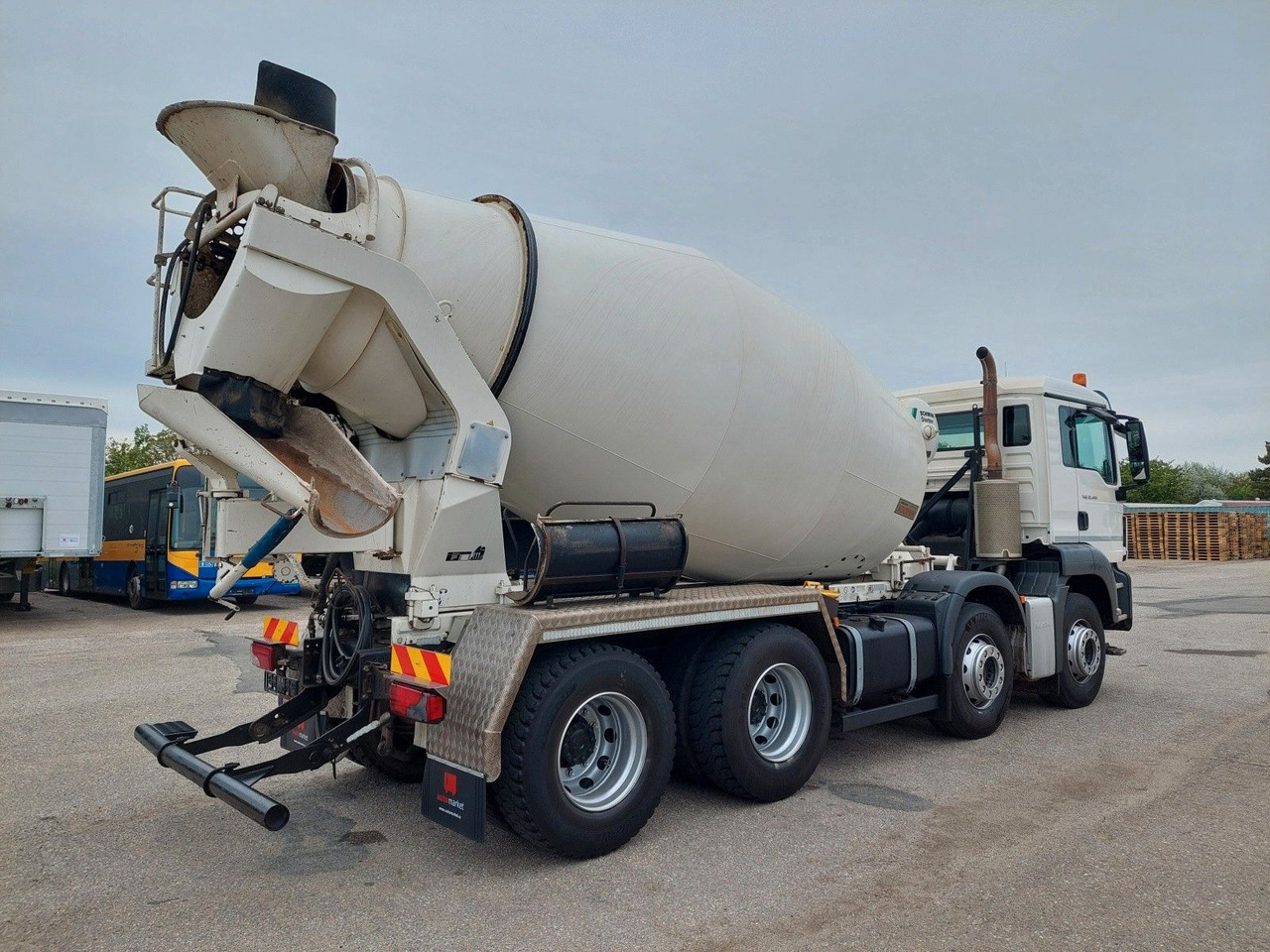 MAN TGS 32.400 8X4 BB Stetter 9 m³ - Автобетоносмеситель: фото 4 MAN TGS 32.400 8X4 BB Stetter 9 m³ - Автобетоносмеситель: фото 4