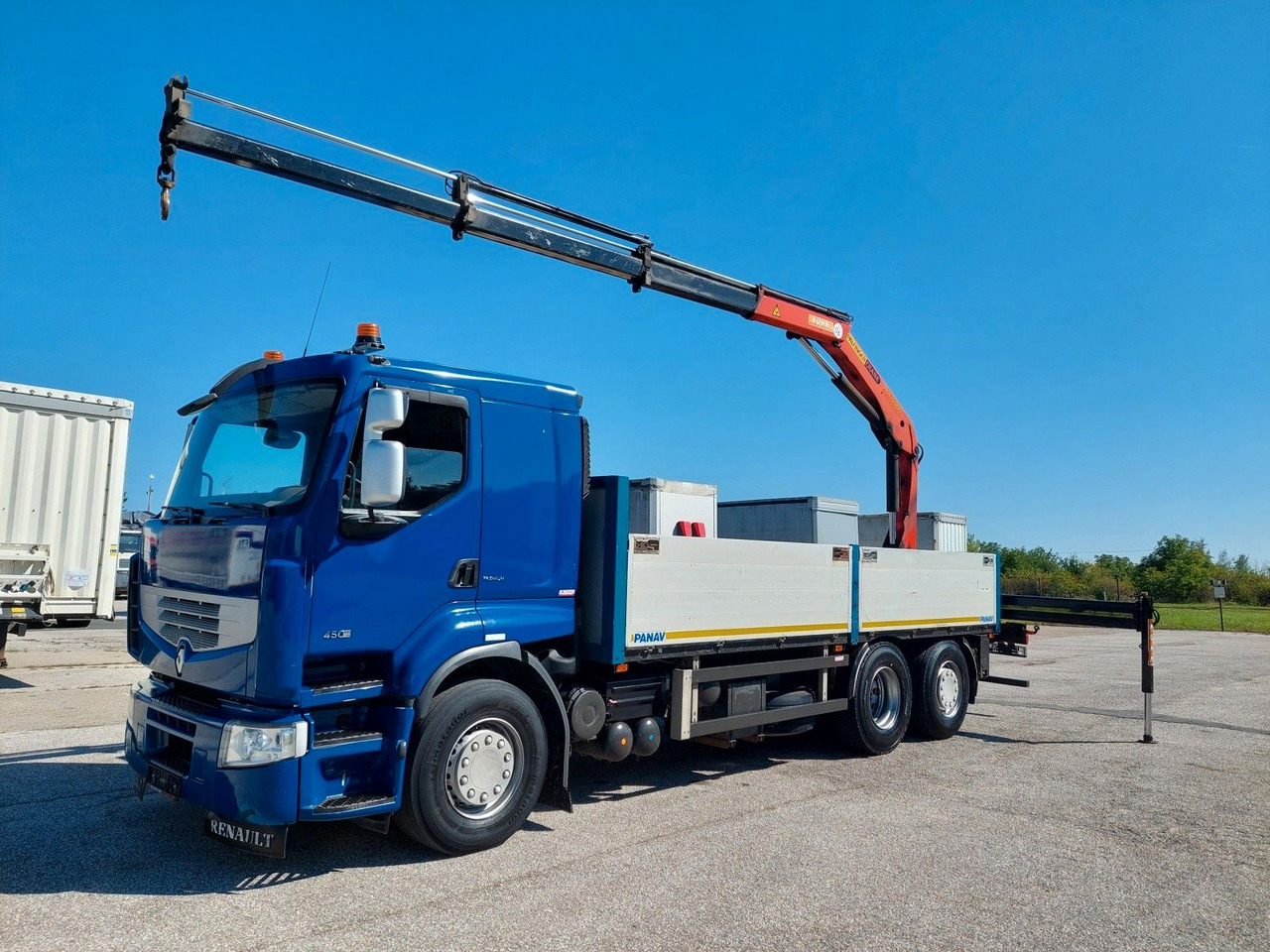 Renault Premium DXI R450.26 HR Palfinger PK 15.500 - Грузовик бортовой/ Платформа, Автоманипулятор: фото 1 Renault Premium DXI R450.26 HR Palfinger PK 15.500 - Грузовик бортовой/ Платформа, Автоманипулятор: фото 1