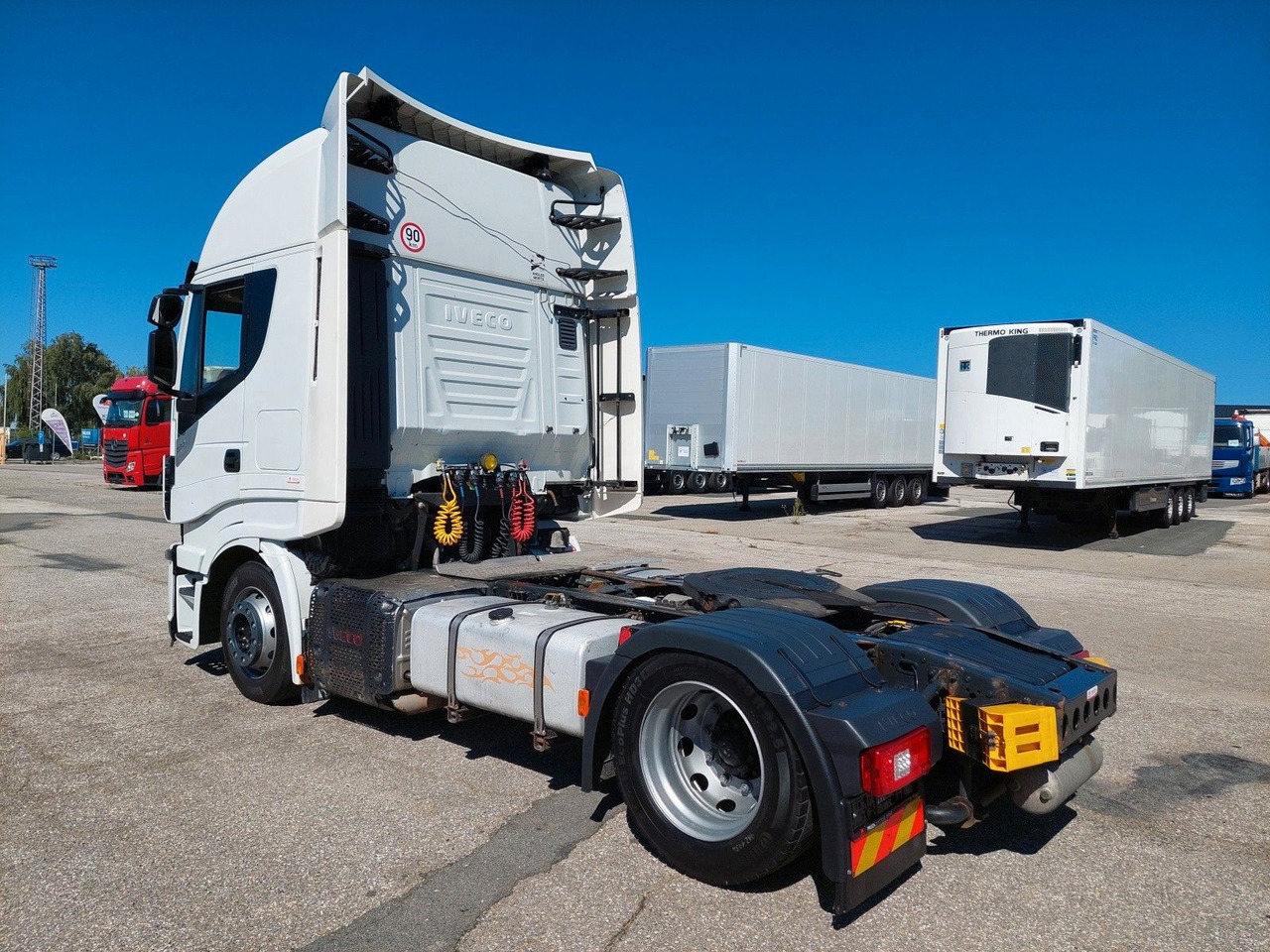 Iveco AS440S56 T/P 4x2 Retarder - Тягач: фото 3 Iveco AS440S56 T/P 4x2 Retarder - Тягач: фото 3